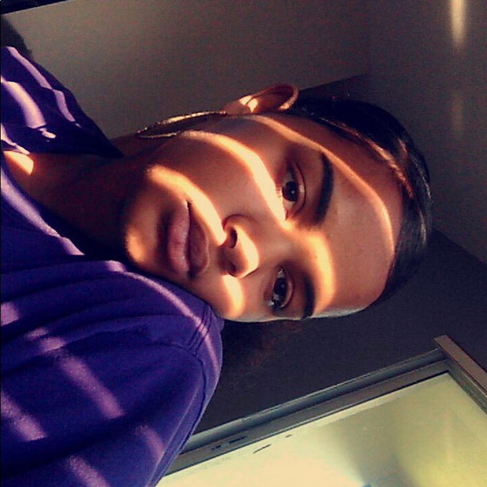 Meet your Posher, Simmone